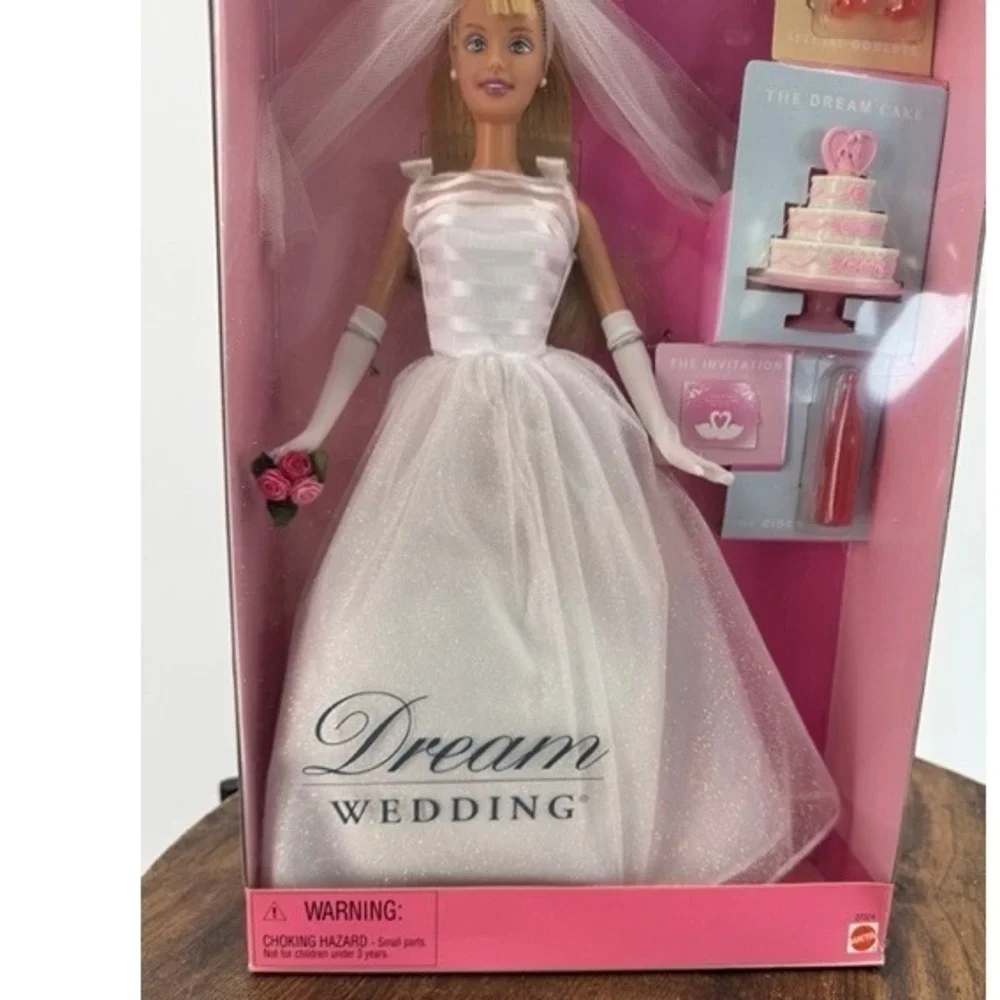 Vintage NEW Mattel Y2k Barbie Dream Wedding Doll 2000 Bridal Gown Accessories